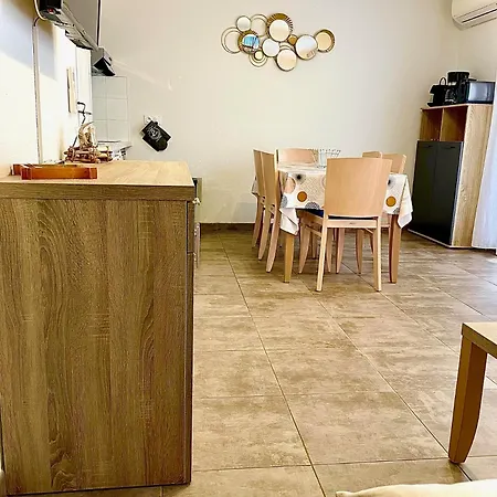 Dom wakacyjny Noelly - Les Hauts De *