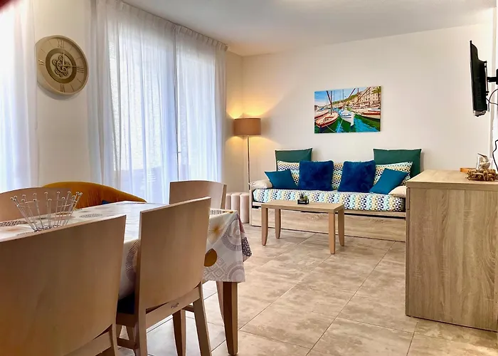 Noelly - Les Hauts De Bonifacio (Corsica)