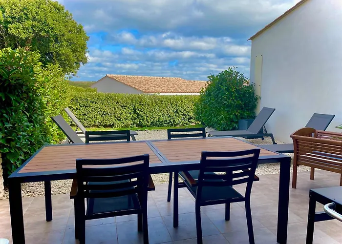 Noelly - Résidence Les Hauts De Hébergement de vacances *