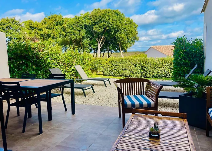 Noelly - Résidence Les Hauts De Hébergement de vacances *