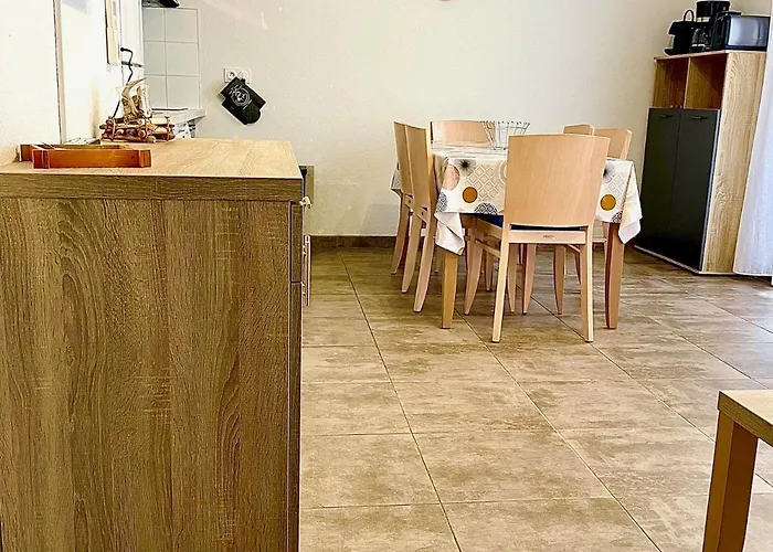 Vakantiehuis Noelly - Les Hauts De *